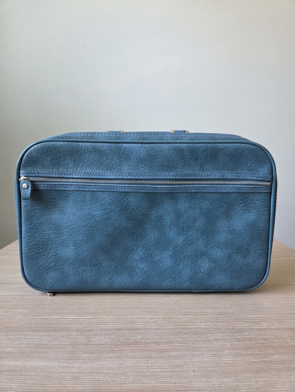 Vintage Sears Blue Train Cosmetic Makeup Travel Luggage Case